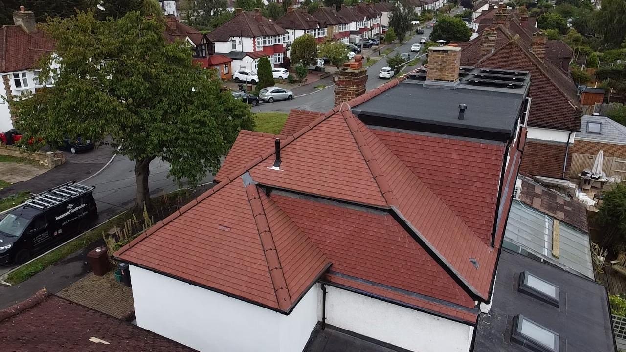 The finished roof with the Homemead van on site